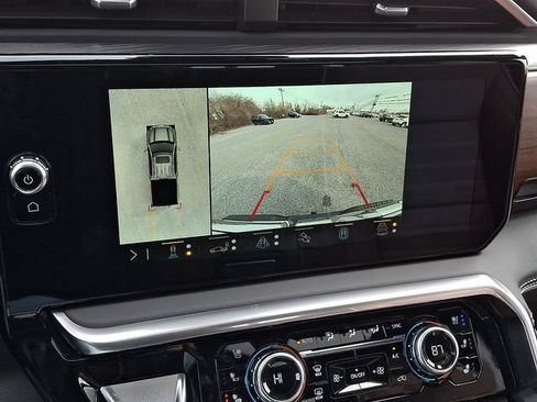 Used 2023 GMC Sierra 1500 Denali Ultimate image 18