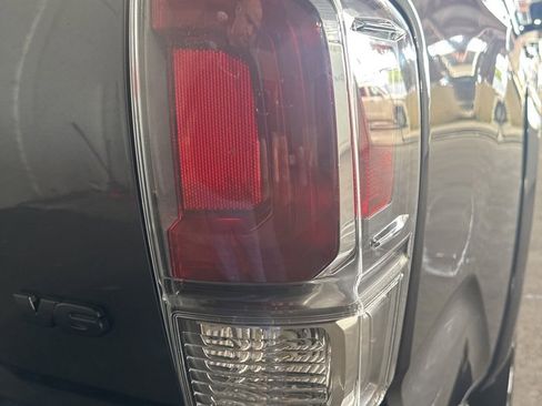 Used 2021 Toyota Tacoma TRD Sport image 20