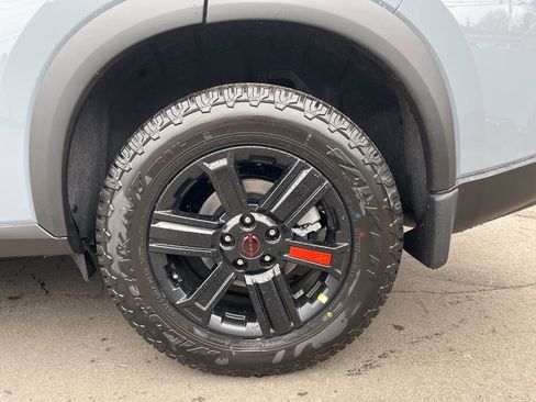 New 2026 Nissan Rogue SV AWD/4WD image 13