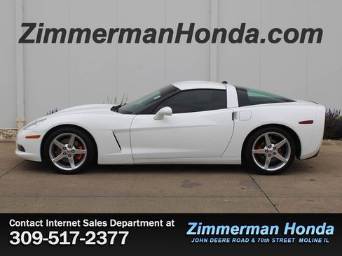 Used 2005 Chevrolet Corvette Coupe w/ Preferred Equipment Group RWD image 20