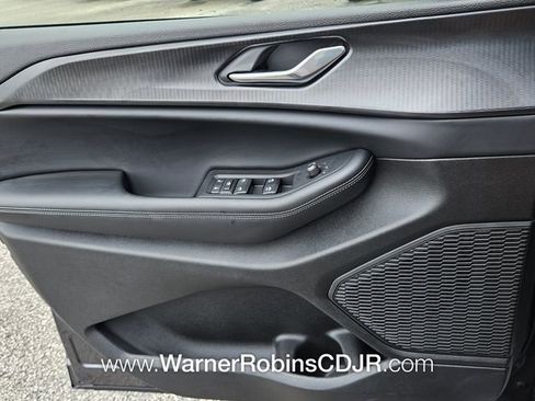 New 2025 Jeep Grand Cherokee L Laredo w/ Luxury Tech Group I image 30