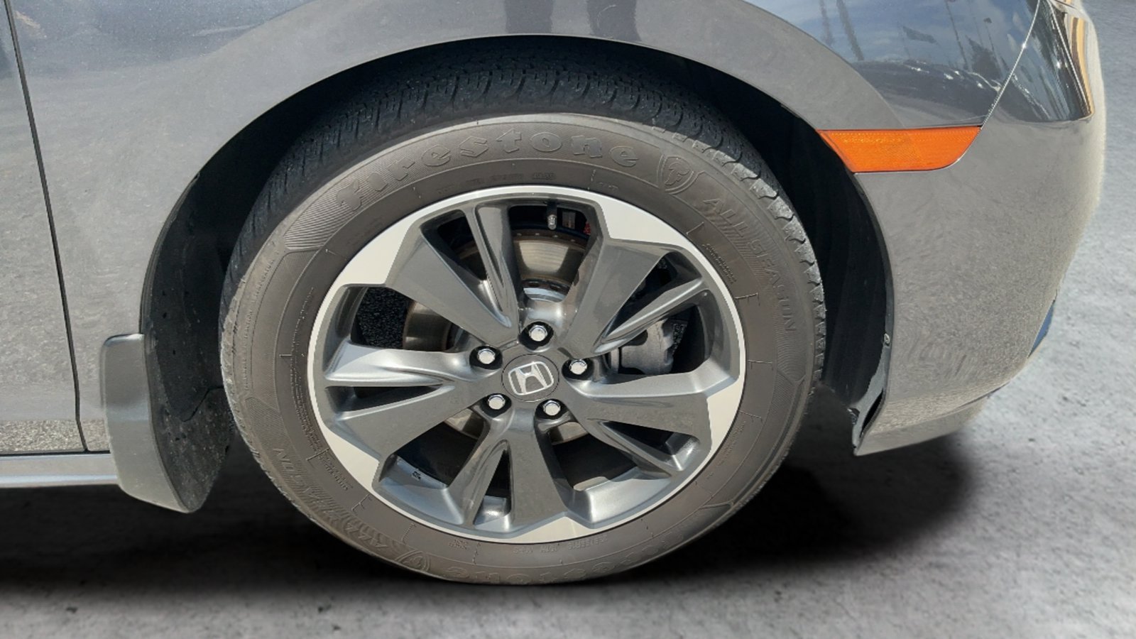 Used 2023 Honda Odyssey Elite image 16