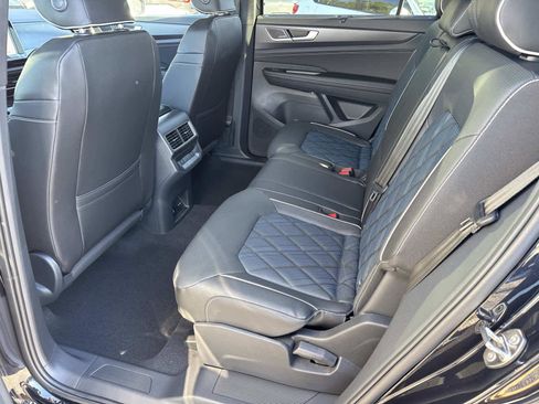 New 2026 Volkswagen Atlas Cross Sport SEL Premium R-Line image 15
