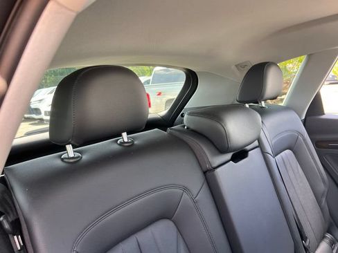 Used 2018 Audi Q5 2.0T Premium w/ Convenience Package AWD/4WD image 28