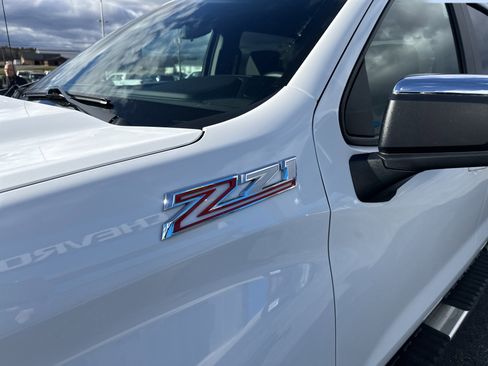 Certified 2025 Chevrolet Silverado 1500 LT image 4