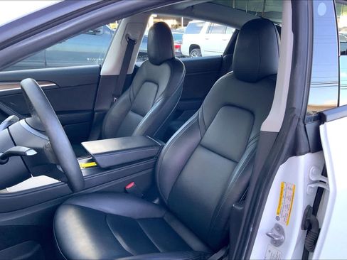Used 2021 Tesla Model 3 Standard Range Plus RWD image 11