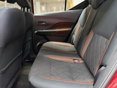 Used 2019 Nissan Kicks SR w/ Exterior Electronics Package FWD image 26
