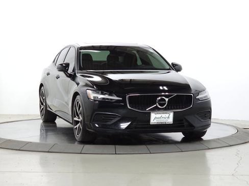 Used 2019 Volvo S60 T6 Momentum w/ Premium Package AWD/4WD image 1