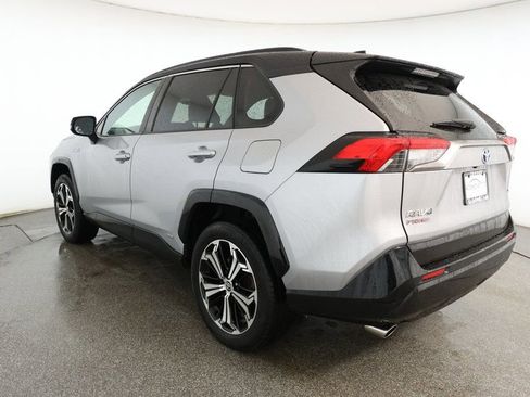 Used 2021 Toyota RAV4 XSE w/ Weather Package image 6