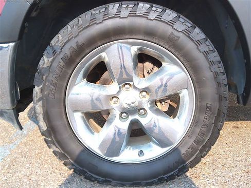 Used 2017 RAM 1500 Lone Star AWD/4WD image 22