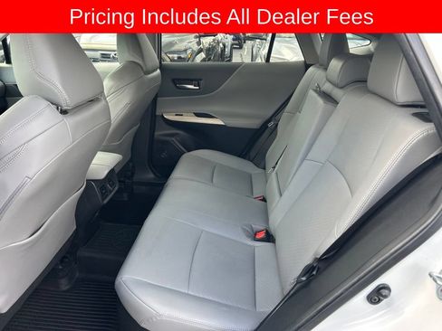 Used 2023 Toyota Venza Limited AWD/4WD image 13