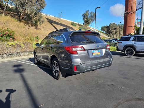Used 2019 Subaru Outback 2.5i Limited image 5