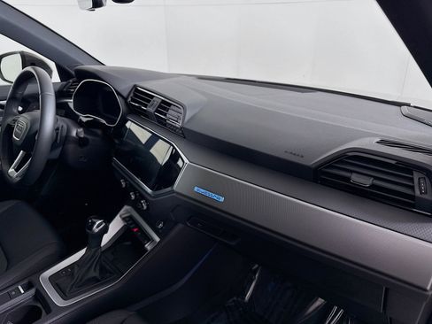 Certified 2025 Audi Q3 2.0T Premium Plus w/ Premium Plus Package image 27