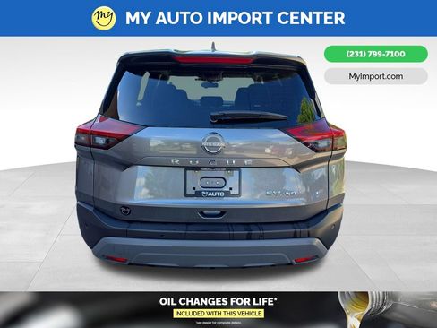 Used 2023 Nissan Rogue SV AWD/4WD image 6