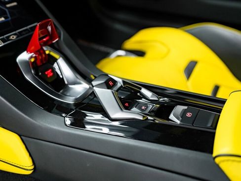 Used 2020 Lamborghini Huracan EVO image 29