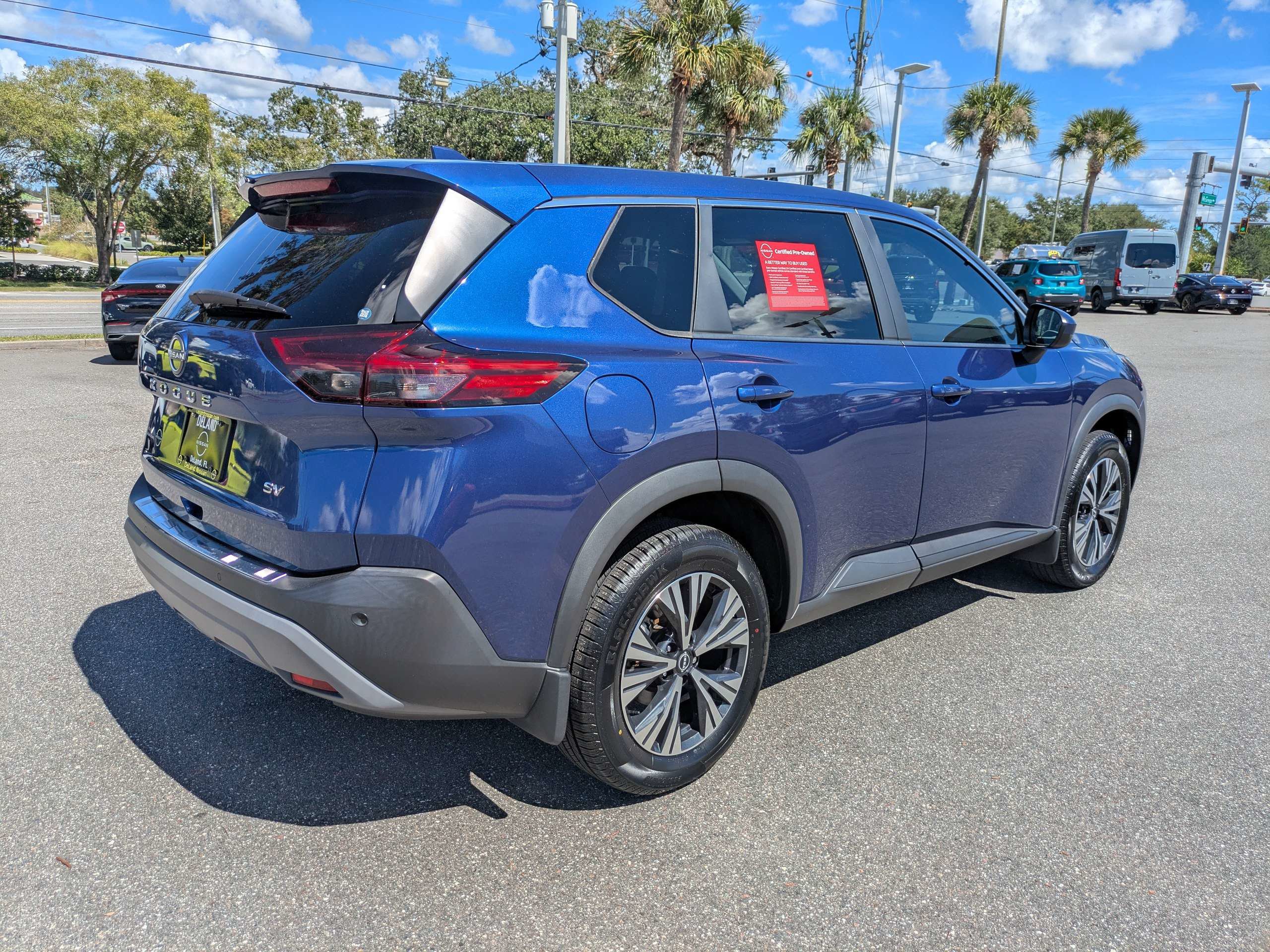 Certified 2023 Nissan Rogue SV FWD image 4