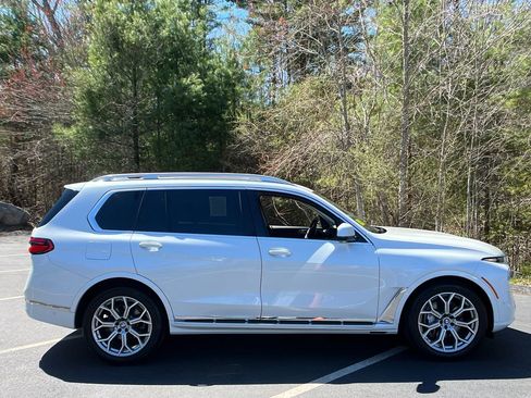 Used 2023 BMW X7 xDrive40i w/ Premium Package AWD/4WD image 6