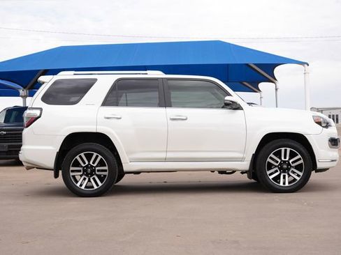 Used 2023 Toyota 4Runner Limited AWD/4WD image 2