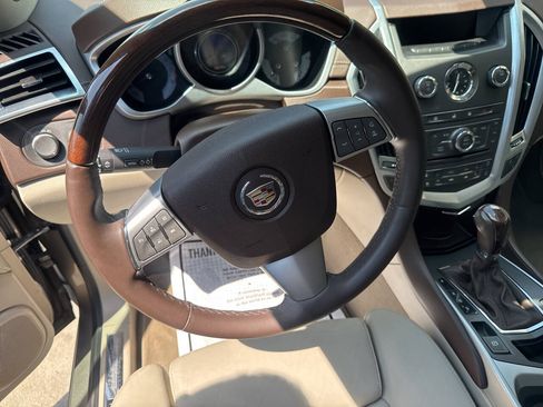 Used 2011 Cadillac SRX Luxury AWD/4WD image 21