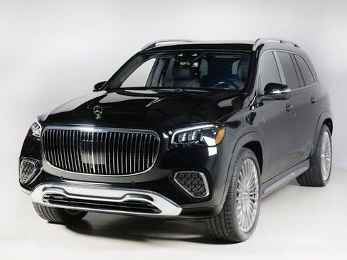 Used 2024 Mercedes-Benz Maybach GLS 600 4MATIC image 1