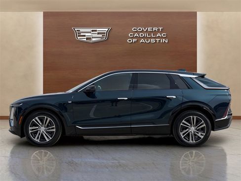 New 2026 Cadillac Lyriq Premium Luxury image 5