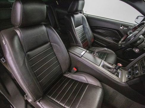 Used 2012 Ford Mustang GT Premium image 22