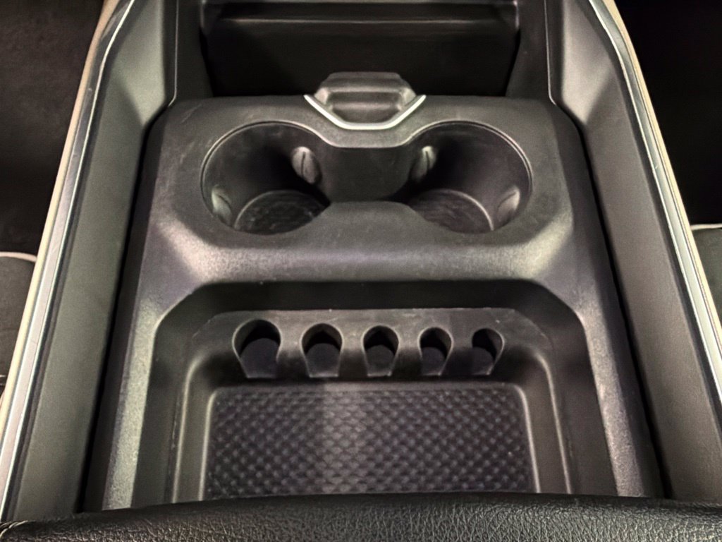 Used 2019 RAM 1500 Laramie w/ Sport Appearance Package AWD/4WD image 15