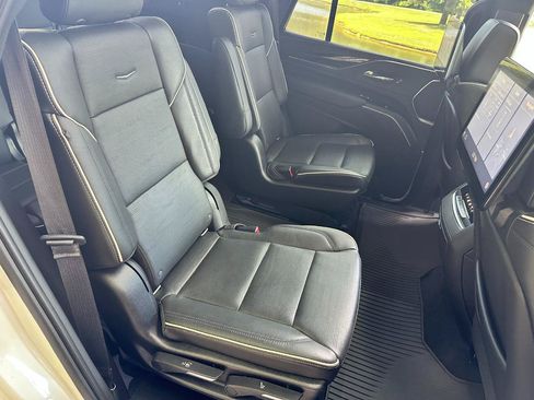 Used 2021 Cadillac Escalade Sport w/ Driver Assist Tech Package RWD image 31