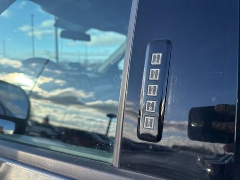 Used 2019 Ford F250 XLT w/ XLT Value Package image 22