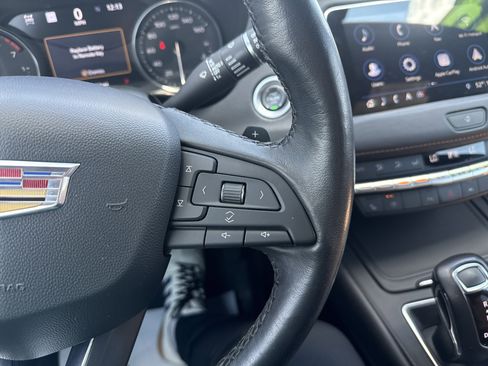 Used 2019 Cadillac XT4 Premium Luxury AWD/4WD image 20