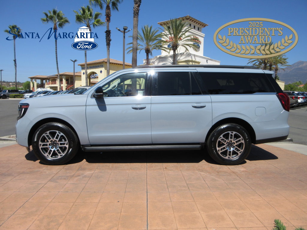 Certified 2025 Ford Expedition Max Active RWD image 1