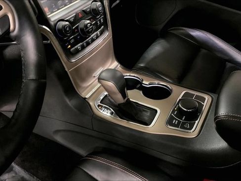 Used 2017 Jeep Grand Cherokee Limited 75th Anniversary AWD/4WD image 15
