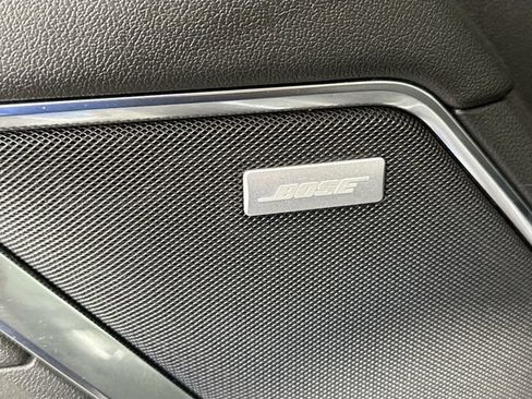 Used 2024 GMC Sierra 1500 SLT w/ SLT Premium Plus Package AWD/4WD image 19