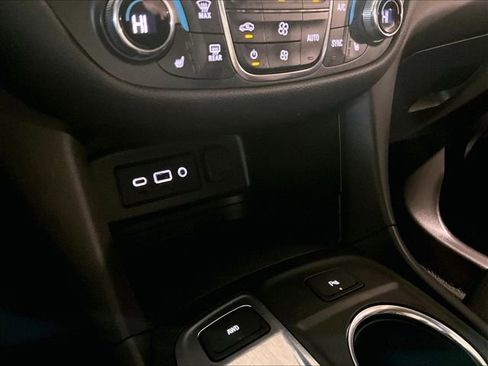 Used 2024 Chevrolet Equinox LT image 27