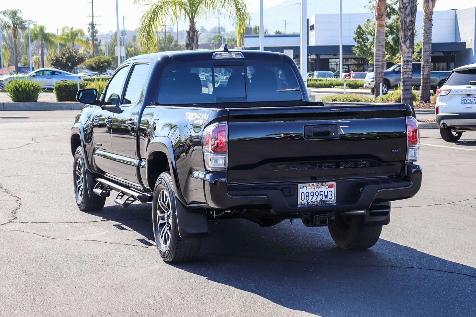 Used 2023 Toyota Tacoma TRD Sport w/ Black Out Package (TMS) AWD/4WD image 6