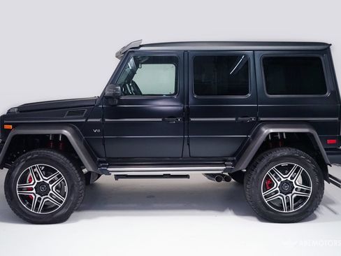 Used 2017 Mercedes-Benz G 550 Squared image 5