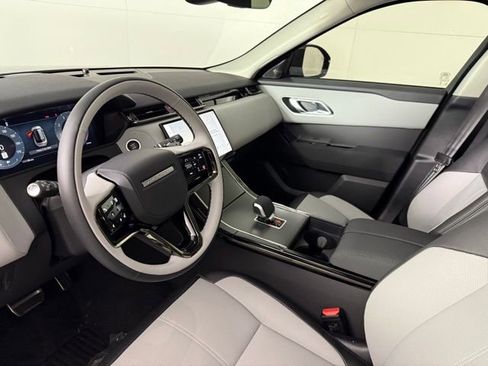 Certified 2025 Land Rover Range Rover Velar Dynamic SE image 13