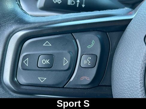Used 2022 Jeep Wrangler Unlimited Sport AWD/4WD image 20