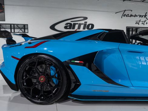 Used 2021 Lamborghini Aventador SVJ image 55