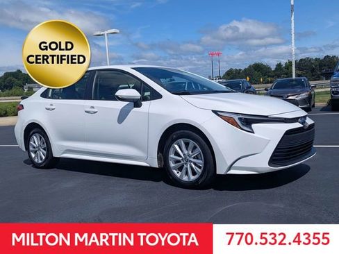 Certified 2025 Toyota Corolla LE w/ LE Premium Package FWD image 2