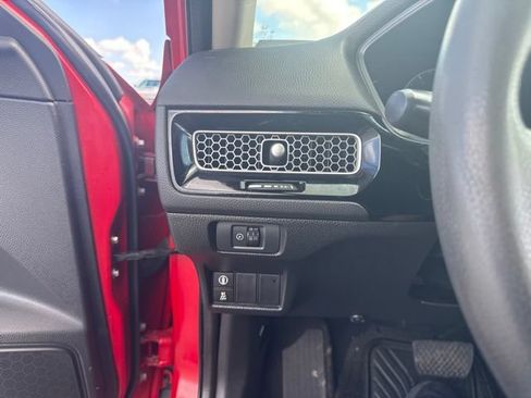 Used 2022 Honda Civic LX image 10
