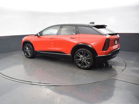 New 2026 Cadillac Optiq Sport 2 image 4