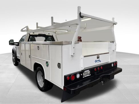 Used 2025 Ford F550 2WD Regular Cab Super Duty image 8