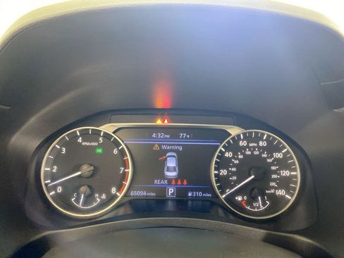 Used 2024 Nissan Altima 2.5 SV FWD image 23