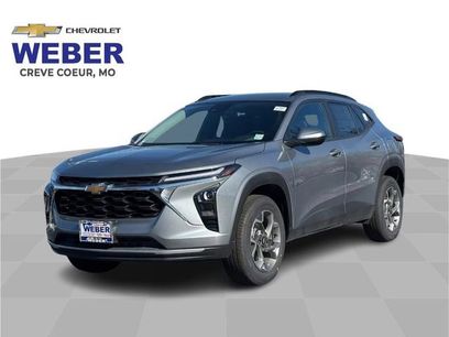 Used 2025 Chevrolet Trax LT w/ Driver Confidence Package