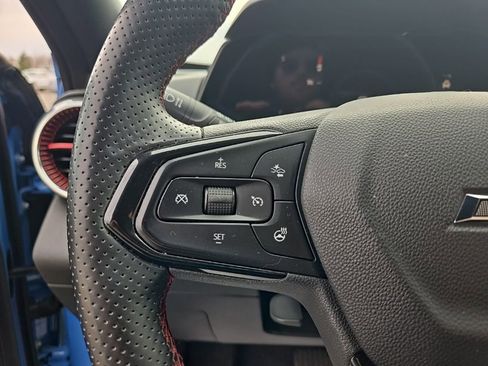 Used 2024 Chevrolet Trax RS w/ Sunroof Package image 14