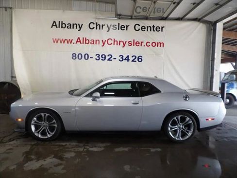 Certified 2020 Dodge Challenger R/T image 1