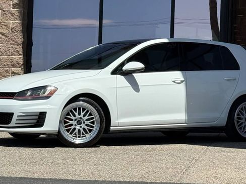 Used 2016 Volkswagen GTI SE w/ Lighting Package (SEL) image 3