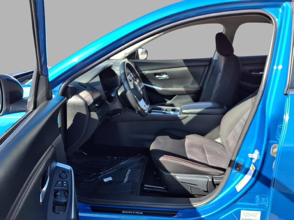 Used 2025 Nissan Sentra SR FWD image 20