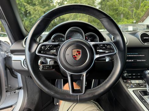 Used 2017 Porsche 718 Boxster S RWD image 37